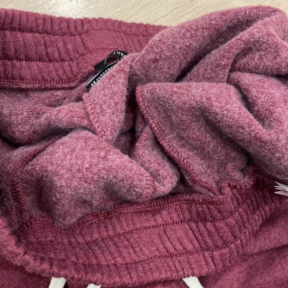 Forever 21 XXI - Maroon Sweatpants - Medium - Picture 5 of 7